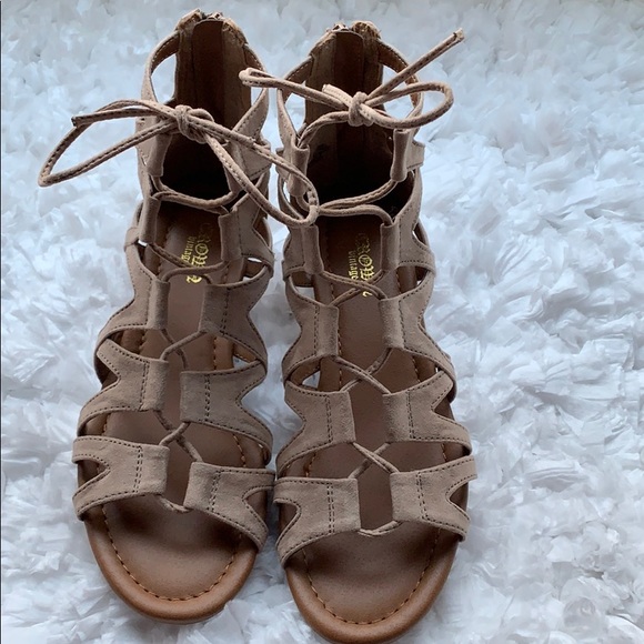 crown vintage sarah wedge gladiator sandal